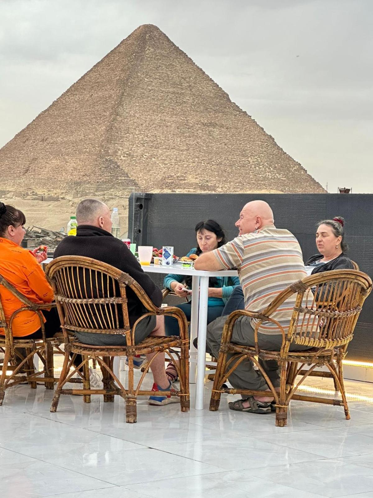Prince Pyramids Inn Kafret el-Gabal Exterior foto